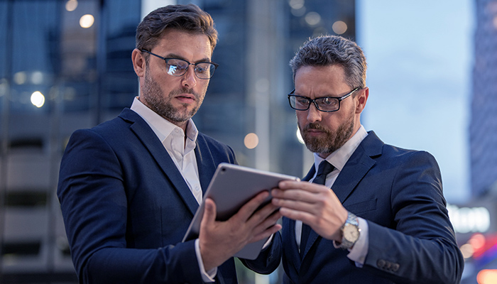 Advisors reviewing plans